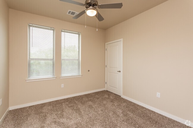 4BR, 2BA - 1433SF Bedroom