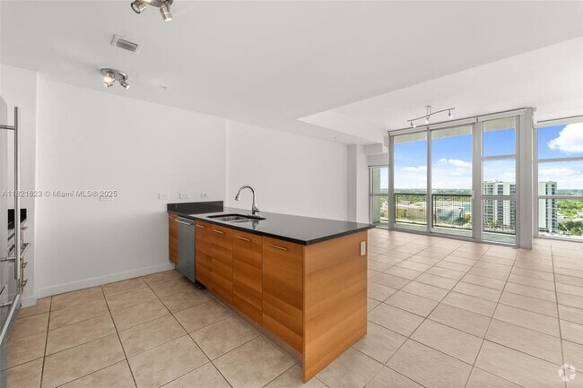Building Photo - 3301 NE 1st Ave Unit H1913 Rental