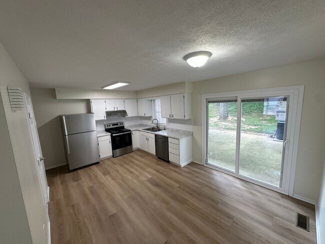 Photo - 37 Campbell Dr