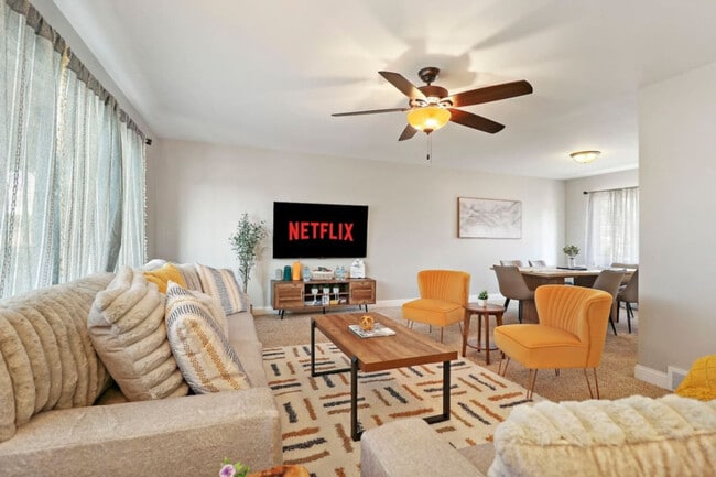 Photo - 207 N Beverly St Unit SI ID1607490P