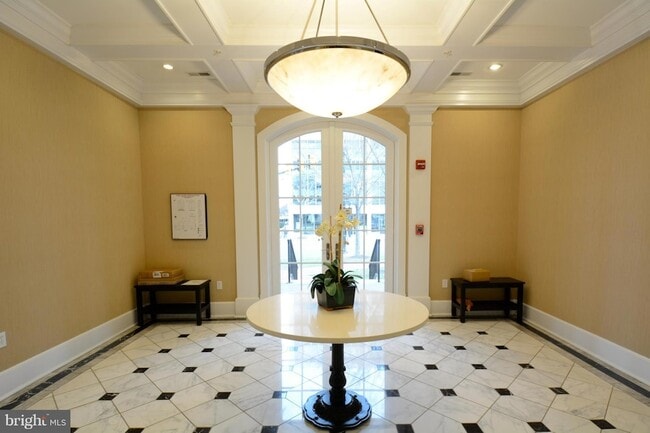 Photo - 900 N Washington St Unit 105E