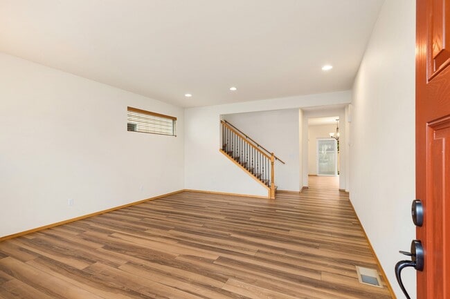 Photo - Well Maintained Bothell 4 Bedroom 2.5 Bath Home - Fantastic School District