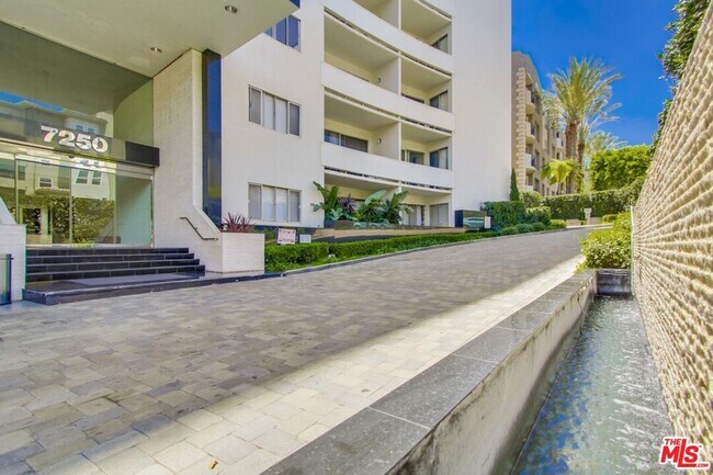 Photo - 7250 Franklin Ave Condo Unit 1209