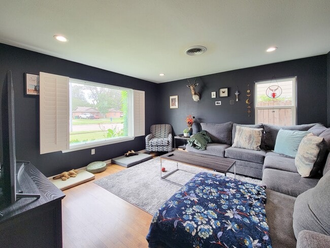 Photo - 4405 W 43rd St