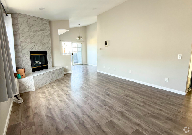 Building Photo - 4536 Arizona St Rental