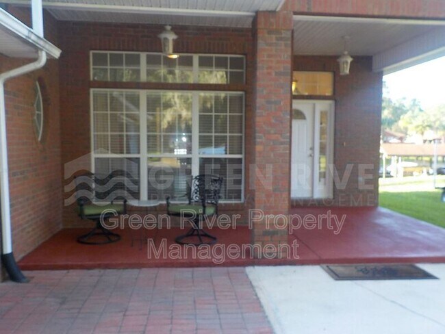 Photo - 1761 Oak Grove Dr S