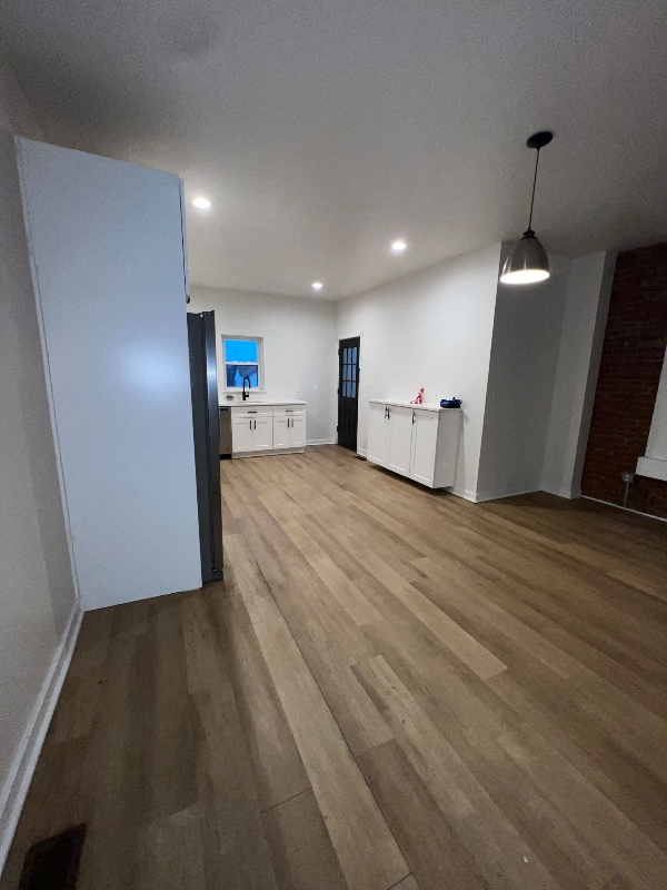 Photo - 313 E 17th Ave