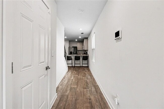 Photo - 3528 Station Dr