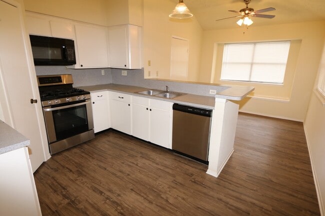 Photo - 21134 Park Mt Dr