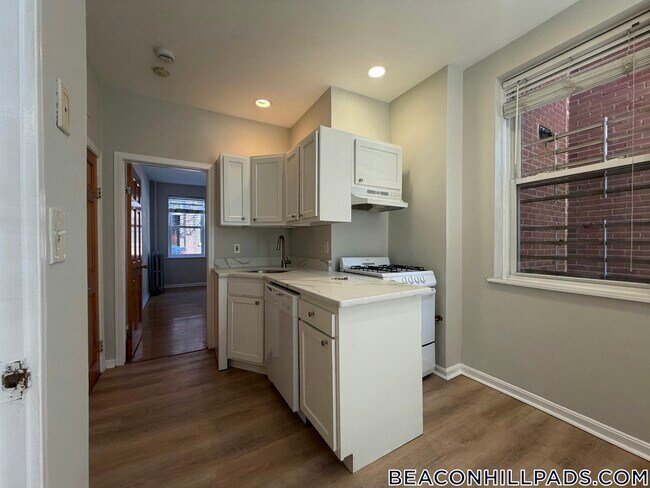 70 Joy St Unit 2