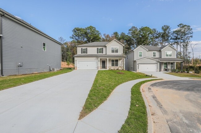 Photo - 131 Vivian Ln