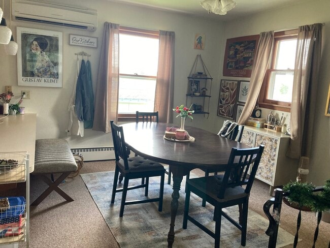 Photo - Triplex Unit 3