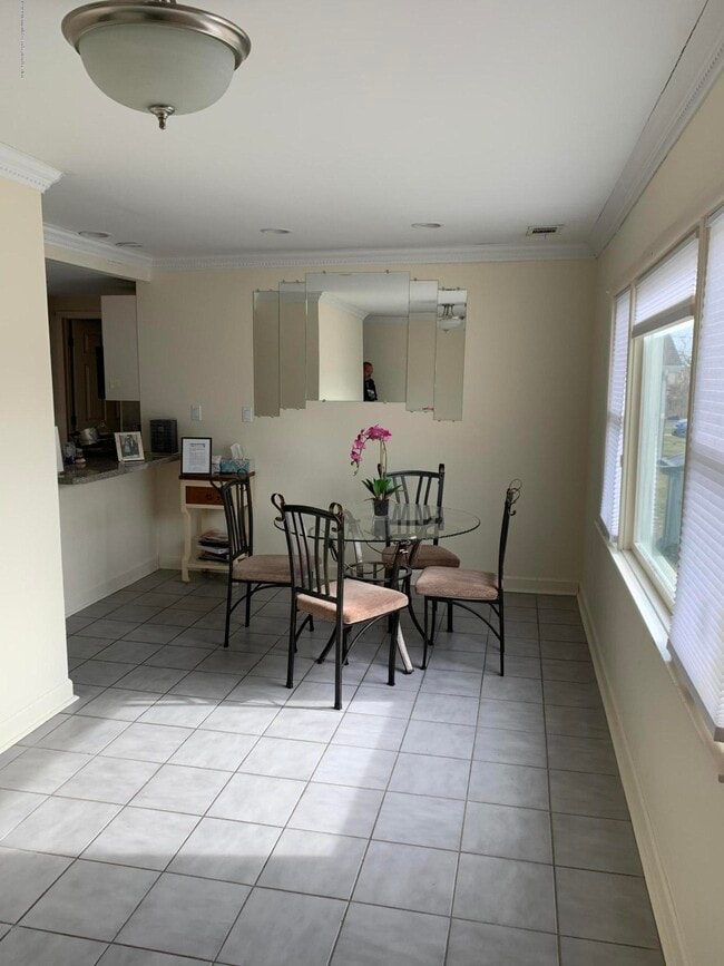 Photo - 191 Norgrove Ave