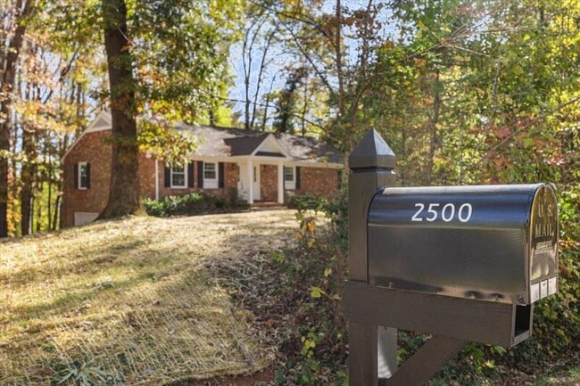 Photo - 2500 Kimbrough Cir