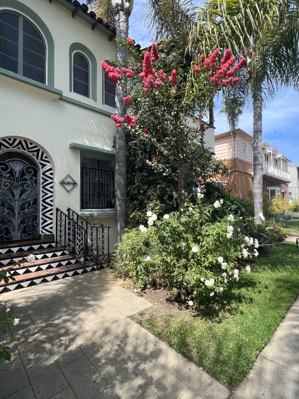 Photo - 325 Cochran Ave Unit 102