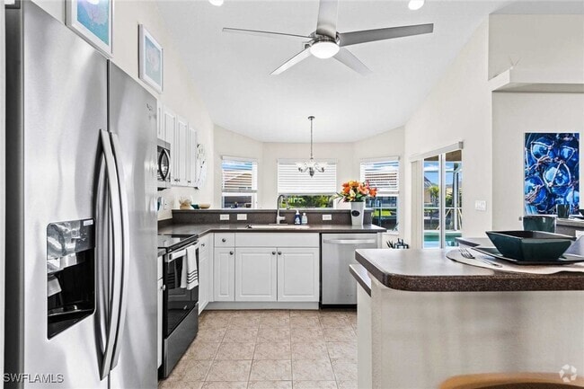 Building Photo - 4131 SW 17th Pl Rental