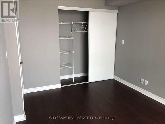 Photo - 33 Elm Dr W Unit 1502