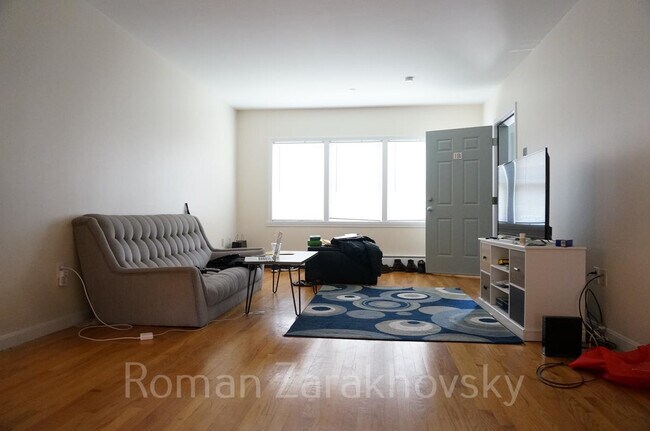 Photo - 50 Kent St Unit 2A