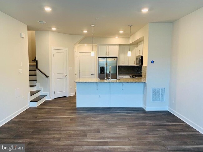 Building Photo - 12884 Sunrise Ridge Aly