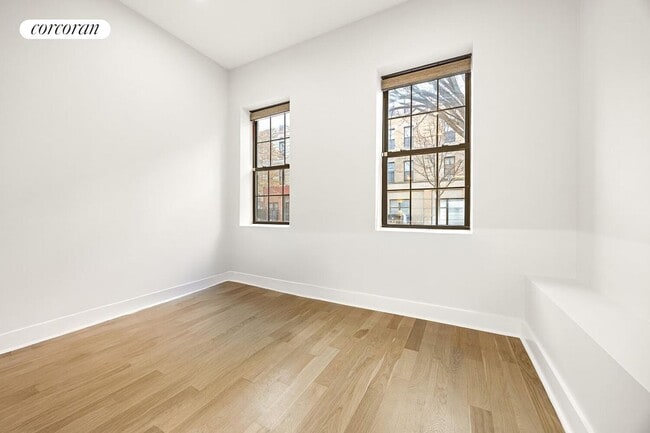 Photo - 573 Gates Ave