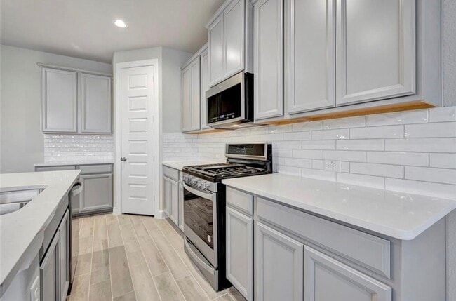 Photo - 3120 Moontide Ln