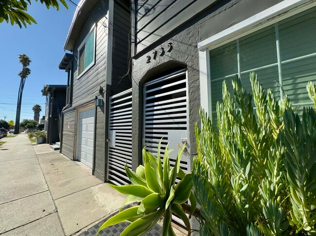 Photo - 2731 Chestnut St