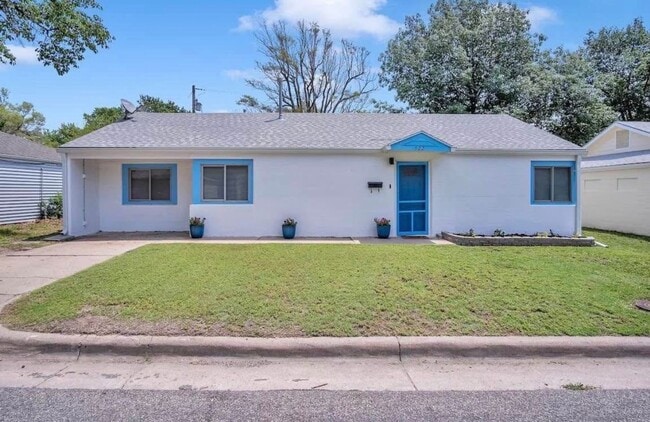 Photo - Beautiful 3 Bedroom Home in Quiet Newton Ks