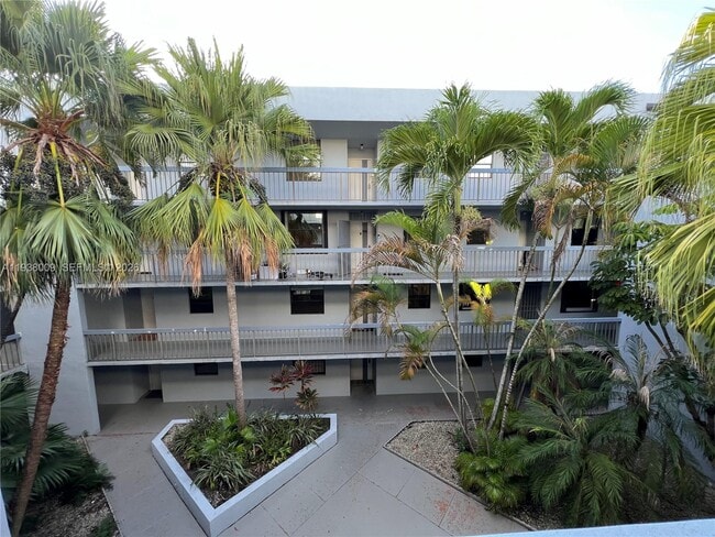 Photo - 12209 SW 14th Ln Unit 1302