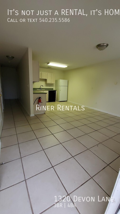Photo - 1320 Devon Ln