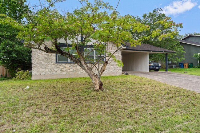 Photo - 701 Ramble Ln Unidad 1