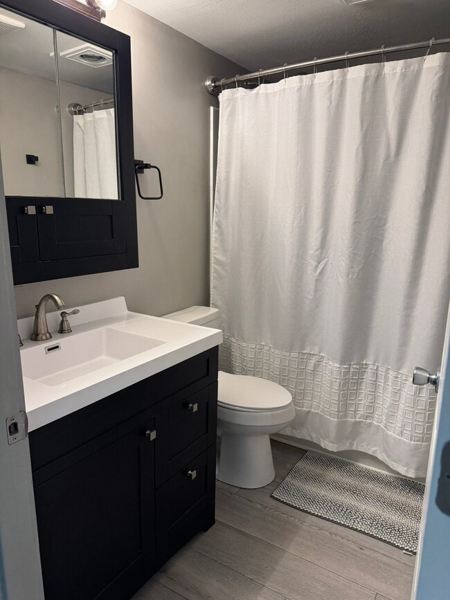 Photo - 508 E Emmons St Unit 508 E Emmons St