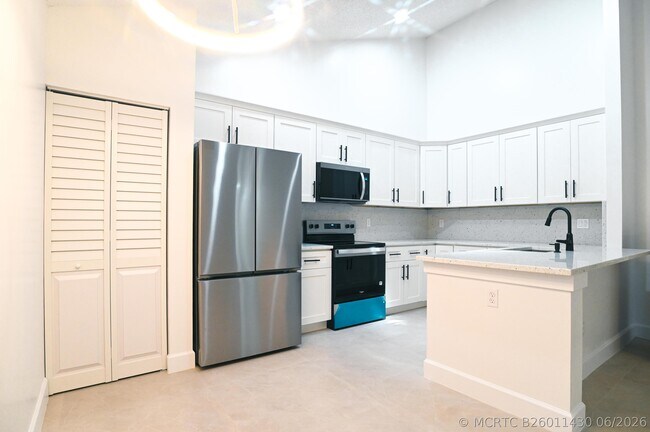 Photo - 1148 Summit Trail Cir