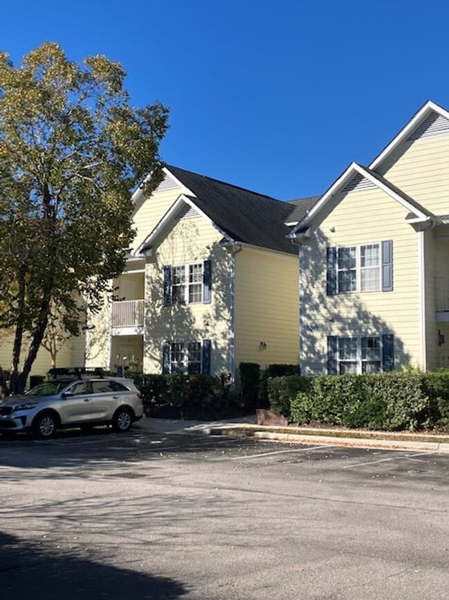 Building Photo - 5002-07 Unit 5002-07