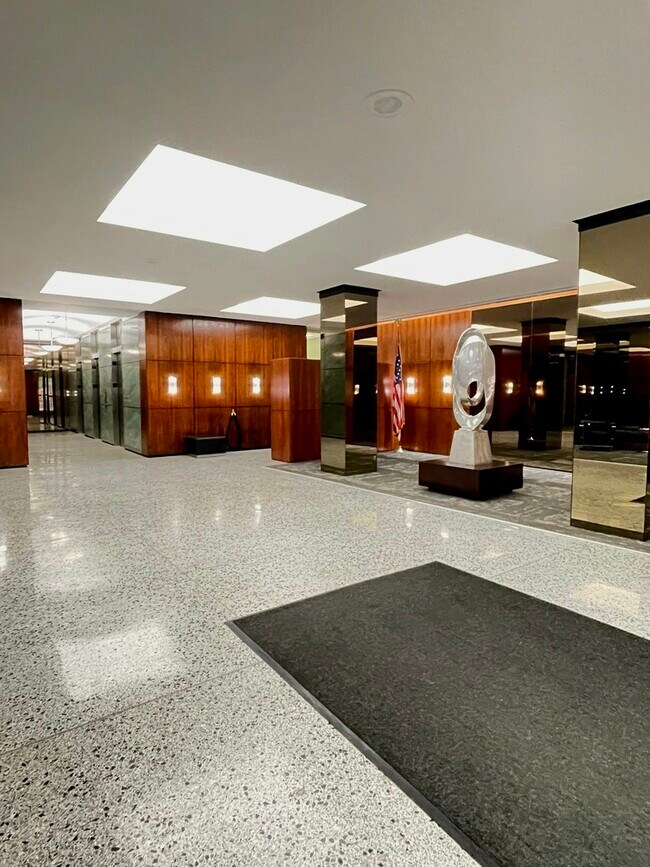 Photo - 535 N Michigan Ave Unit 1305