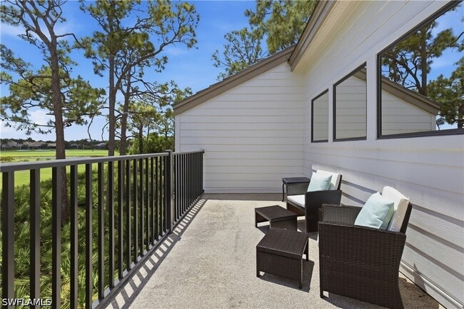 Building Photo - 27119 Oakwood Lake Dr