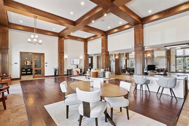 Leasing lobby