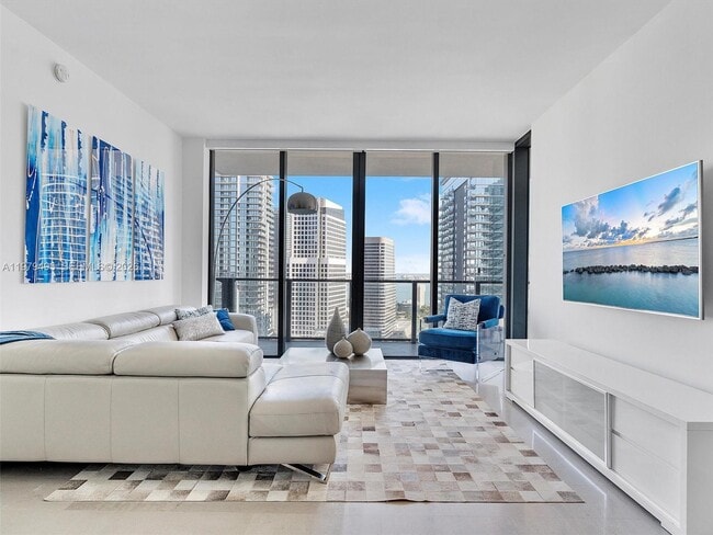 Photo - 88 SW 7th St Unit 2709