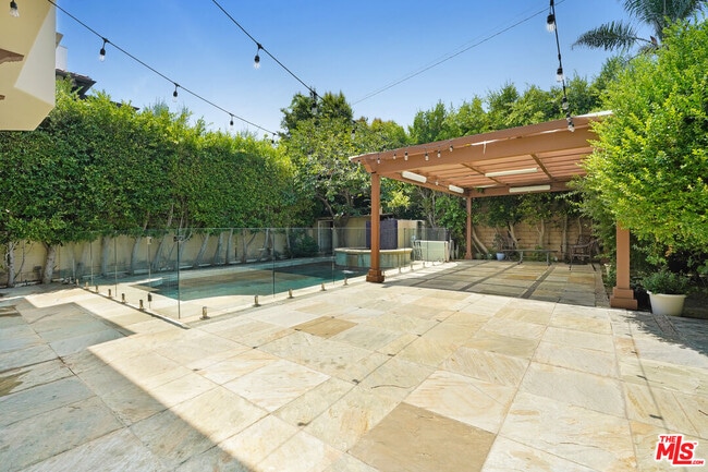 Photo - 219 S Willaman Dr