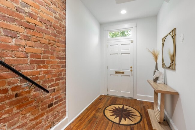 Photo - 1683 35th St NW