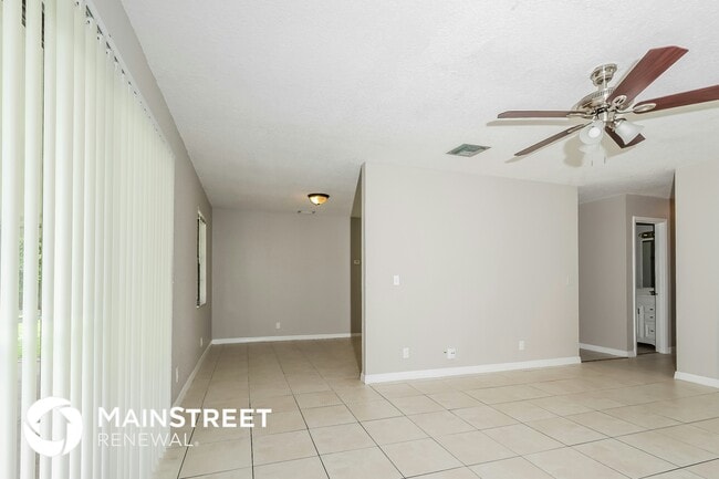 Photo - 646 SW Byron St