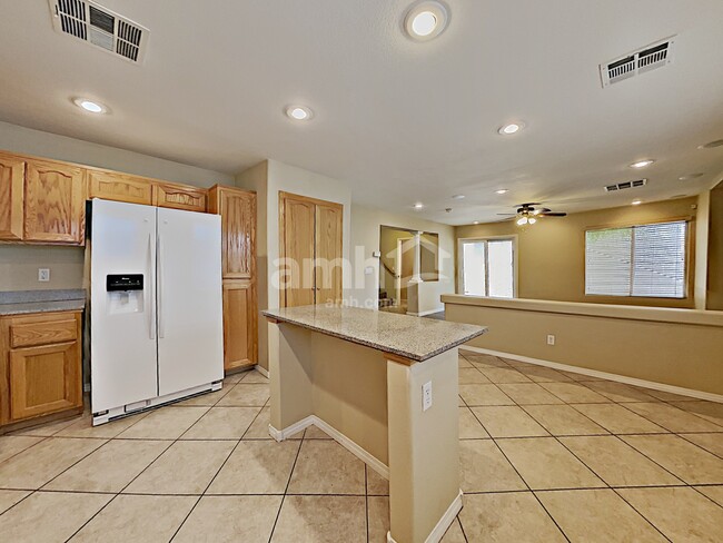 Photo - 7446 Celosia St