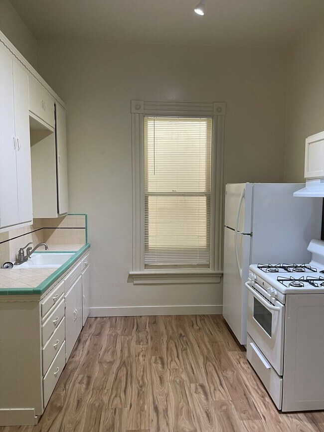 Photo - 2404 K St Unit K-2404-C