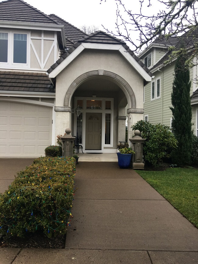 Photo - Beautiful 3 bedroom 2.5 Bath in North Corv...