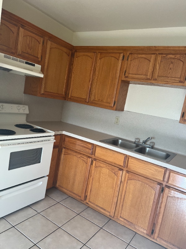 Photo - 1000 Wild Rose Ln Unit 1