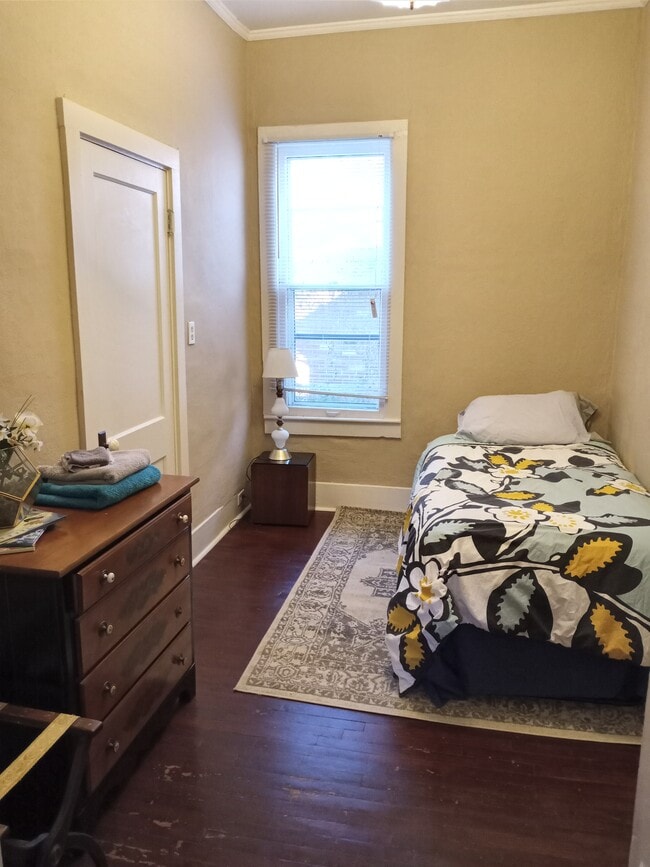 Photo - 714 S Wabash Ave