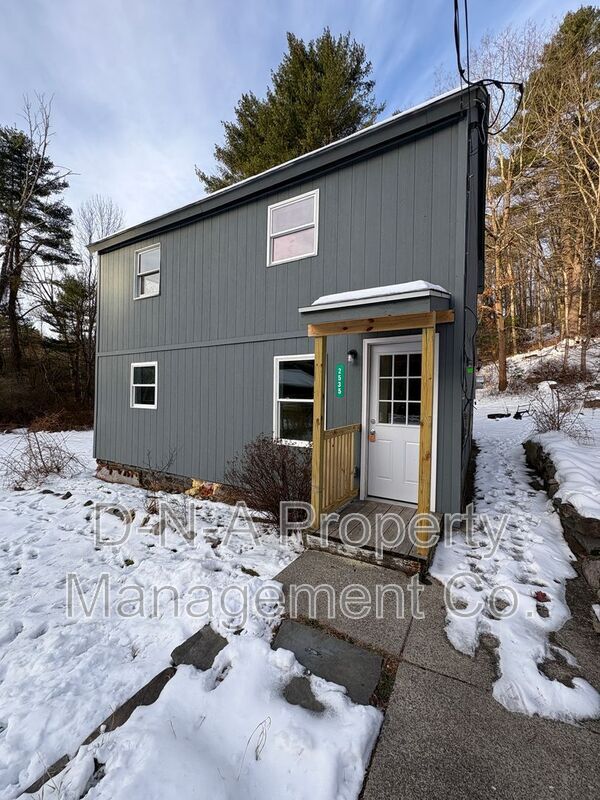 Building Photo - 2535 PA-390 Unit (House B)