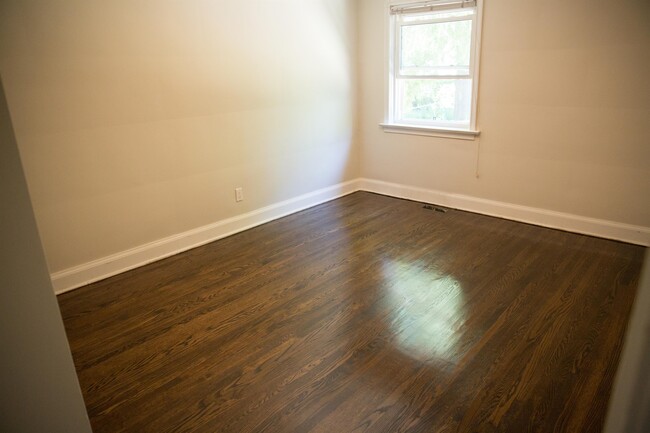 Photo - 4 Camilla Crescent Unit 1