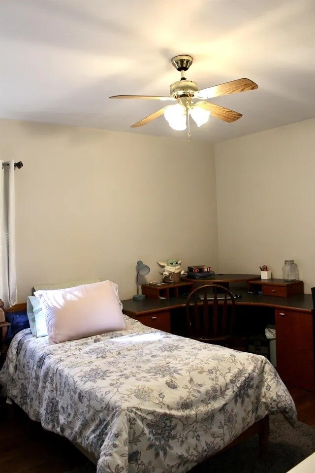 Photo - 315 W 6th St