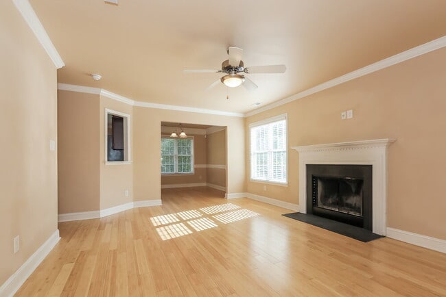 Photo - 8000 Poplar Grove Cir