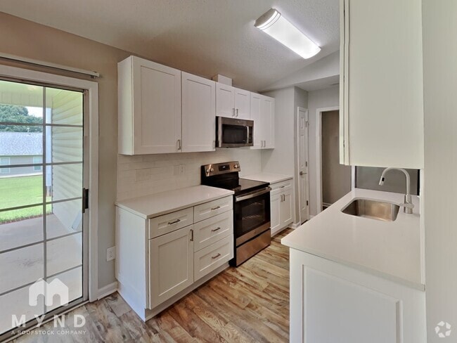 Building Photo - 1940 Cedar Ridge Ln Rental